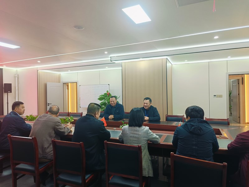   2024年11月政協(xié)領(lǐng)導(dǎo)走訪(fǎng)委員，為企業(yè)排憂(yōu)解難